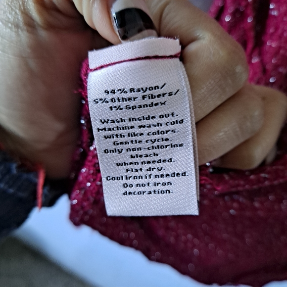 Juicy Couture Magenta V-Neck Long Sleeve top - Picture 7 of 7